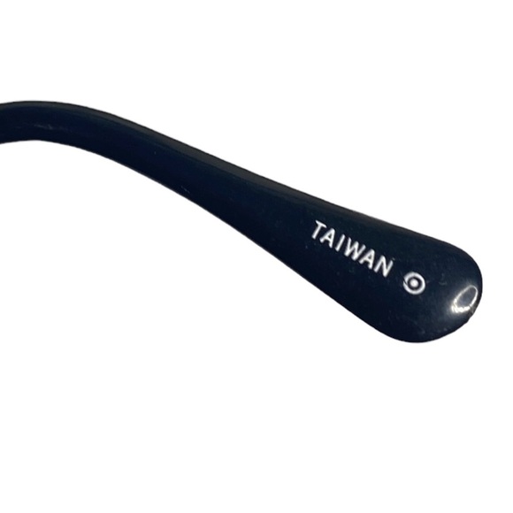 Polaroid Royal Vintage Sunglasses Polarizing Lens UV Protection Glare Unisex - Picture 4 of 8